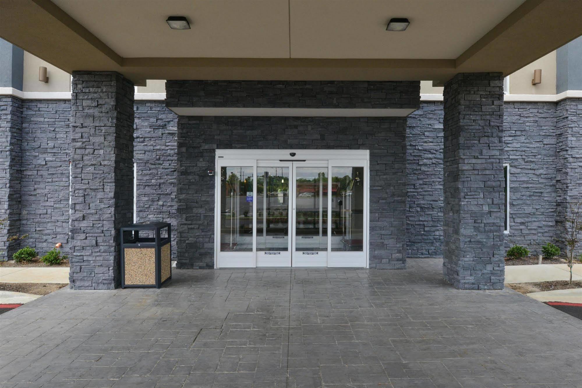 Americas Best Value Inn & Suites Horn Lake Exterior photo