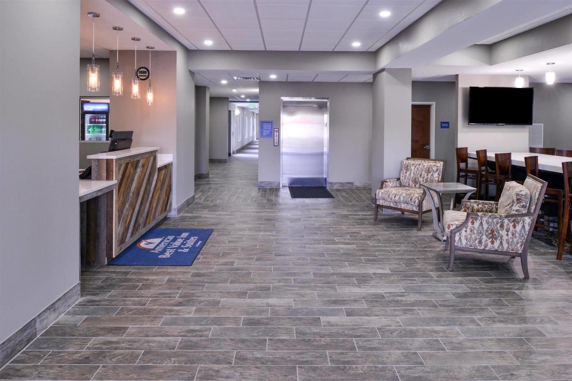 Americas Best Value Inn & Suites Horn Lake Exterior photo